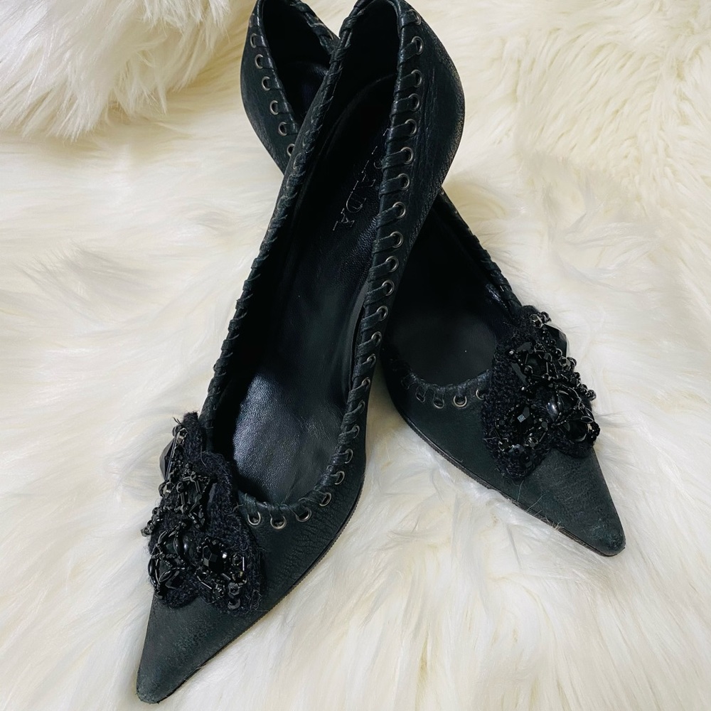 PDADA SHOES